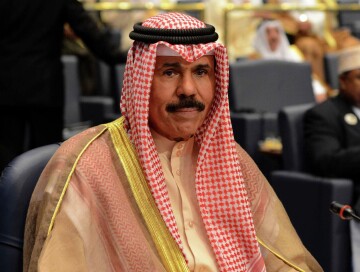 Эмир Кувейта принял отставку правительства