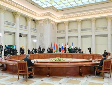 В Санкт-Петербурге прошло заседание глав государств СНГ (Фото-Обновлено)