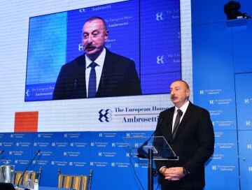 Ильхам Алиев принял участие в международном форуме в Италии (Фото-Обновлено)