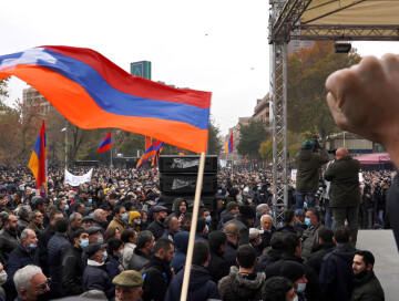Оппозиция начала митинг в центре Еревана