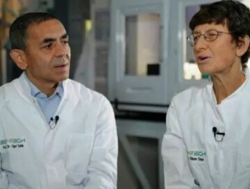 Угур Шахин и Озлем Тюреджи анонсировали создание вакцины от рака к 2030 году