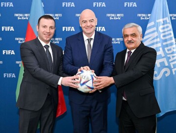 Ровнаг Абдуллаев встретился с президентом ФИФА Джанни Инфантино (Фото)